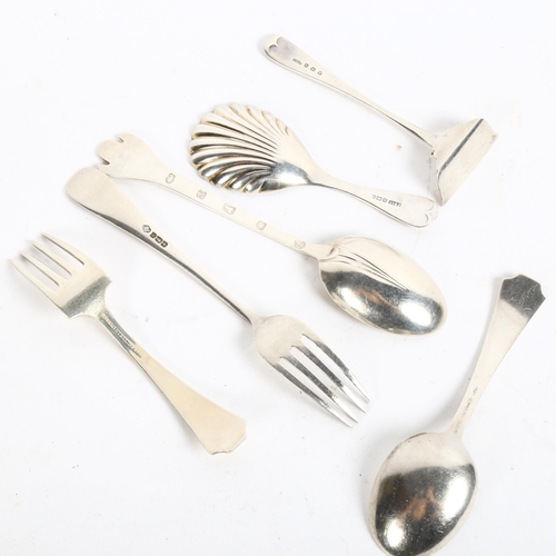 894 - A group of silver spoons, to include a caddy spoon etc, 3.5oz