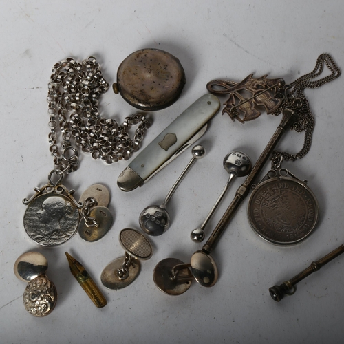 903 - A silver and mother-of-pearl bladed fruit knife, silver brooches, chain, cufflinks etc