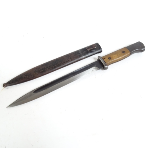 145 - A German 1898 pattern bayonet and scabbard, no. 4899, blade length 25cm