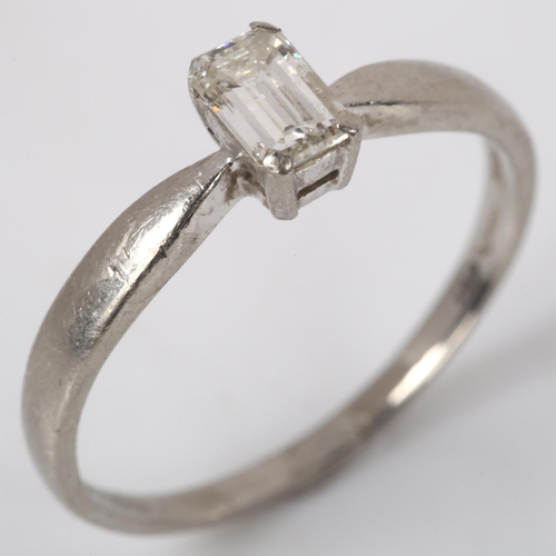 116 - A modern platinum 0.5ct solitaire emerald-cut diamond ring, colour approx I/J, clarity approx VS1/VS... 