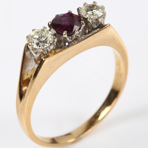 152 - An 18ct gold three stone ruby and diamond ring, set with round-cut ruby and modern round brilliant-c... 