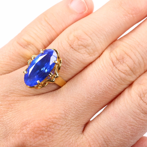 172 - A late 20th century 18ct gold blue synthetic quartz dress ring, setting height 18.4mm, size K, 6.5g