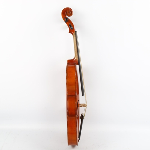 1085 - A violin with 2-piece satinwood back, back length 356mm