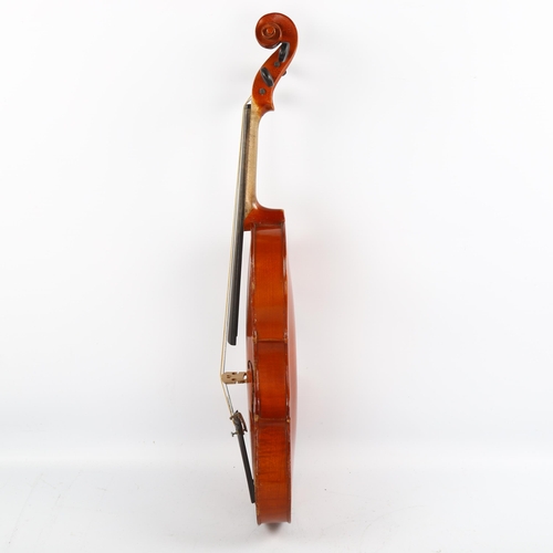 1085 - A violin with 2-piece satinwood back, back length 356mm