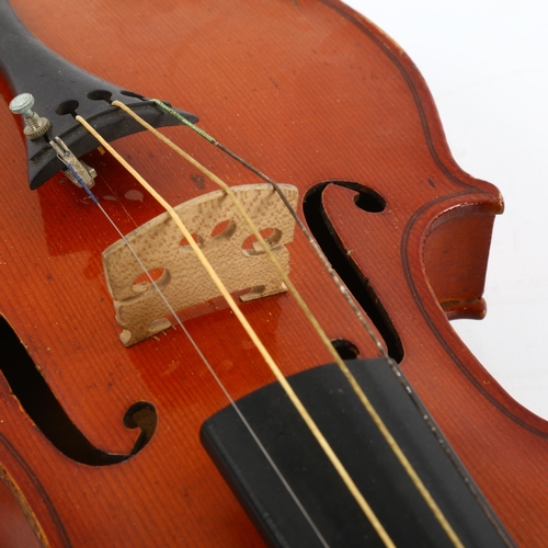 1085 - A violin with 2-piece satinwood back, back length 356mm