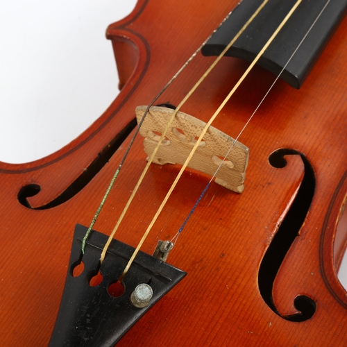 1085 - A violin with 2-piece satinwood back, back length 356mm