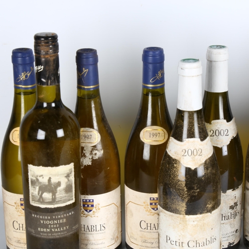 1105 - 12 mixed bottles of white wine, 4 1997 Chablis Thierry Hamelin, 5x 2002(4)/03(1) Petit Chablis L'Egl... 