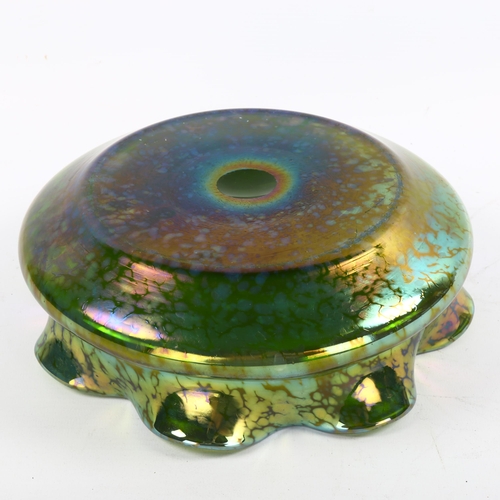 1121 - A Loetz green iridescent glass bowl with frilled rim, diameter 24cm