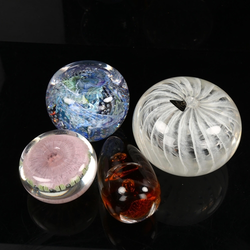 1200 - 4 glass paperweights, Isle of Wight, Wedgwood, Perthshire, and 1 other (4), largest 10cm across