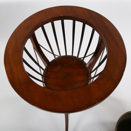 1240 - An Edwardian mahogany jardiniere with brass liner, diameter 40cm