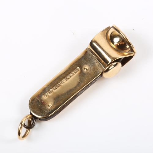 201 - An early 20th century 9ct gold cigar cutter fob, maker's marks SB and S Ltd, hallmarks Birmingham 19... 