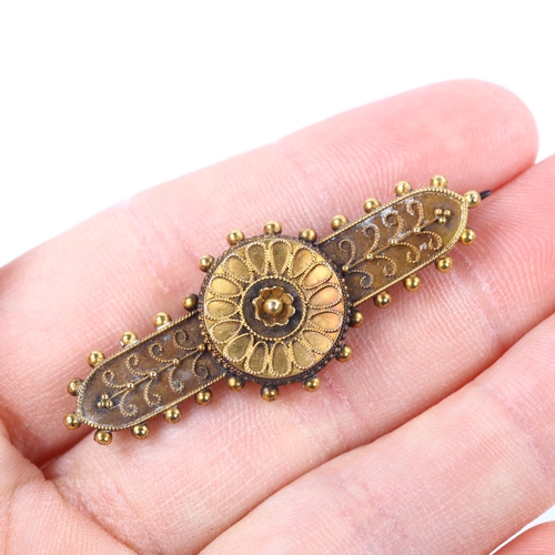 223 - A Victorian 15ct gold Etruscan Revival brooch, with memorial inscription 