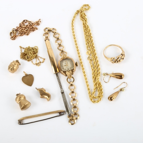 366 - Various 9ct gold jewellery, including rope twist necklace, cable link bracelet, ring, charms etc, 15... 