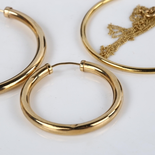 369 - Various 9ct gold jewellery, including pair of hoop earrings, 4.9g total