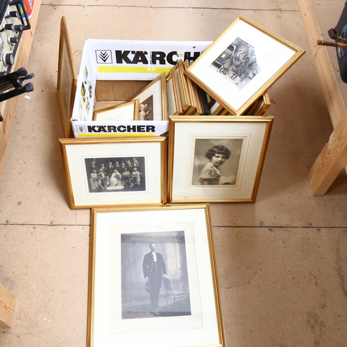 244 - A group of early 20th century framed portrait and family photographs