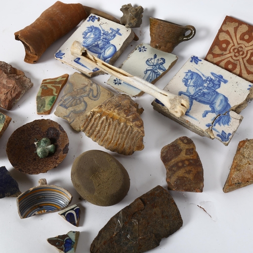 315 - Various collectables, including an elephant's tooth, vertebrae, 16th century pottery pipe, Dutch Del... 