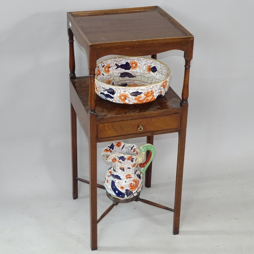 2289 - A Georgian mahogany washstand, with jug and wash bowl