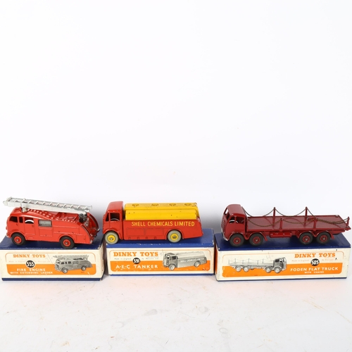 460 - A group of Dinky toys, all boxed, and 2 loose vehicles, including an AEC tanker, and Foden flat truc... 