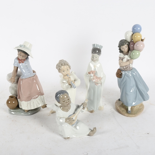 517 - 5 various Lladro figurines, including an angel with a flute, balloon seller etc