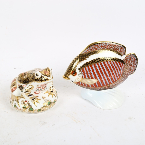 786 - Royal Crown Derby frog with a silver stopper, and a Royal Crown Derby tropical fish with a silver st... 