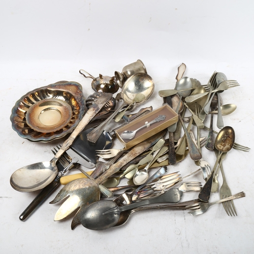 1024 - A quantity of mixed plated cutlery, shell dishes etc (boxful)