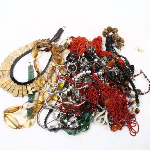 1041 - Various Vintage and modern costume jewellery, to include a green panel bracelet, a marcasite spray b... 