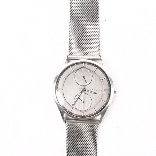 1057 - SKAGEN, DENMARK - a stainless steel gent's wristwatch, SKW6172