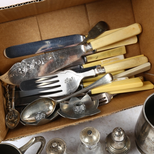 1086 - Silver plated cutlery, cruets and tankards (boxful)