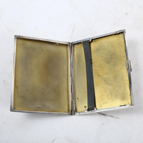 1116 - An early 20th century engine turned silver cigarette case, 5.1oz