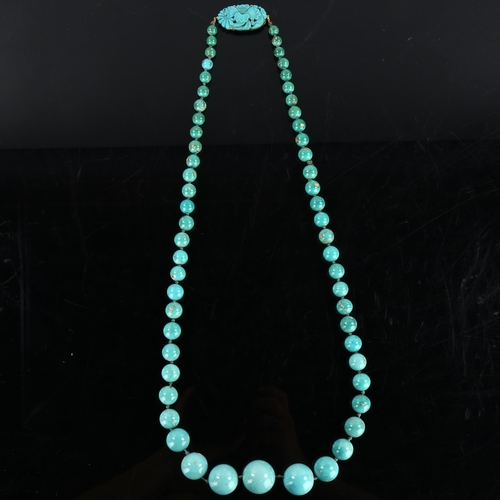 148 - An Antique graduated turquoise bead necklace, on individually knotted string on French gold-mounted ... 