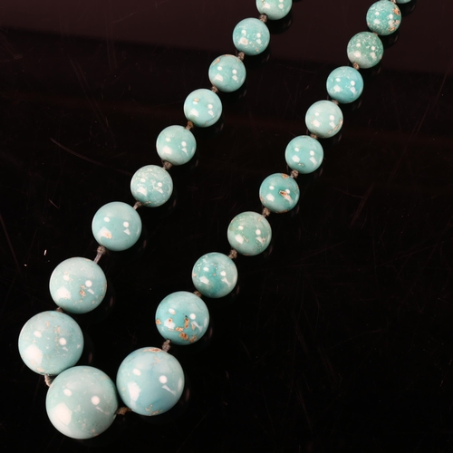 148 - An Antique graduated turquoise bead necklace, on individually knotted string on French gold-mounted ... 