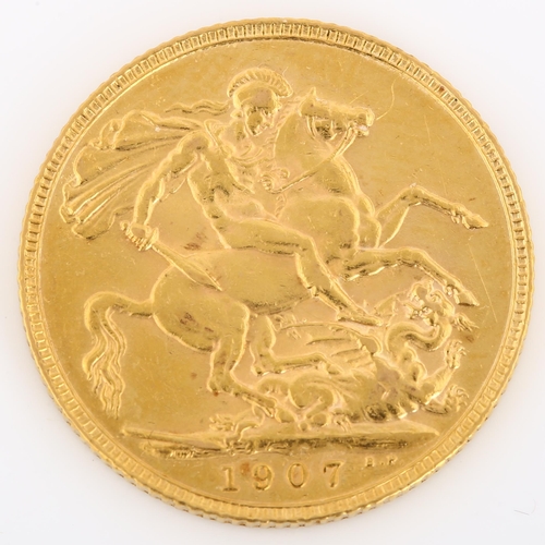 321 - An Edward VII 1907 gold full sovereign coin, 7.9g