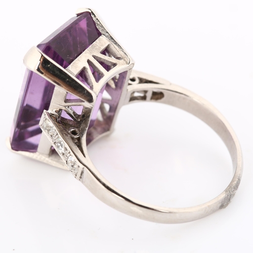 328 - A late 20th century amethyst and diamond dress ring, unmarked white metal settings test as 18ct, set... 