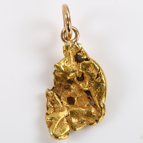 336 - A gold nugget pendant, height excluding bale 17.3mm, 2.3g