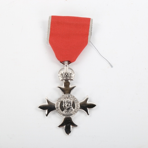 1096 - MBE medal in original case with card