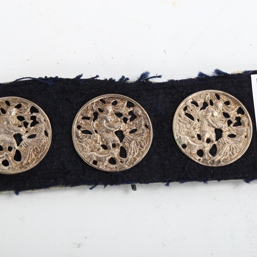 1189 - A set of 4 Edwardian cast-silver buttons, by Hayes Brothers, Birmingham 1901, diameter 35mm, 8.2g ea... 