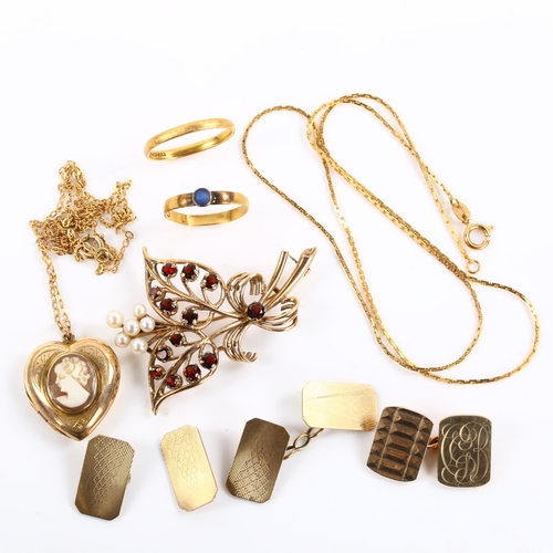 417 - Various gold jewellery, comprising 2 x 22ct rings, 3.3g, various 9ct, 13.9g, unmarked garnet brooch,... 