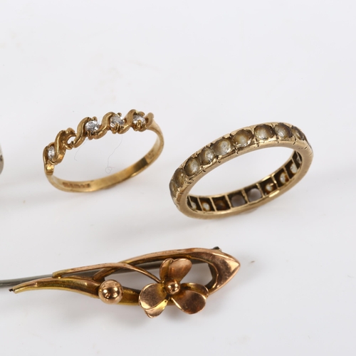 420 - Various gold jewellery, comprising 2 x 9ct rings, 4g, 9ct brooch, 1.4g, and unmarked eternity ring, ... 