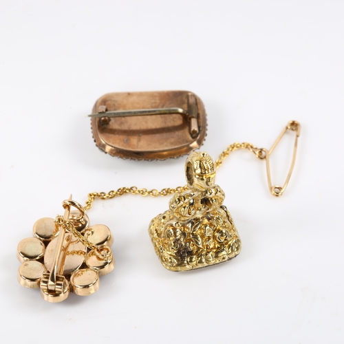 426 - 3 pieces of Victorian jewellery, comprising unmarked yellow metal seal fob, garnet cluster brooch an... 