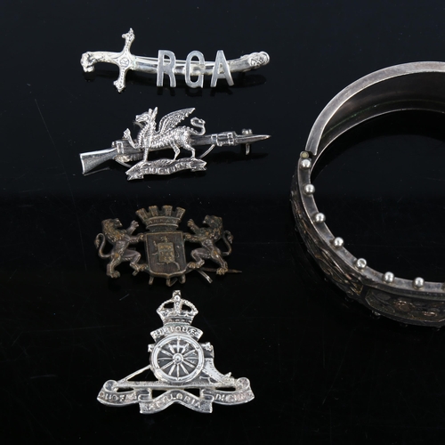 444 - Various silver jewellery, including Aesthetic hinged bangle, Military Regiment brooches etc, 39.5g t... 