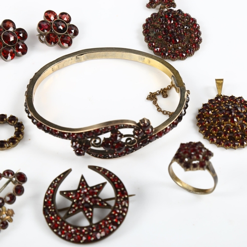 449 - Various Victorian Bohemian garnet jewellery, including hinged bangle, ring, pendants, brooches etc, ... 