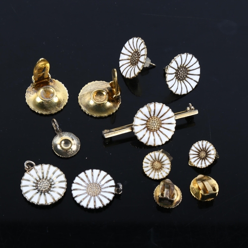 454 - A group of Danish vermeil sterling silver and white enamel daisy pattern jewellery, including pendan... 