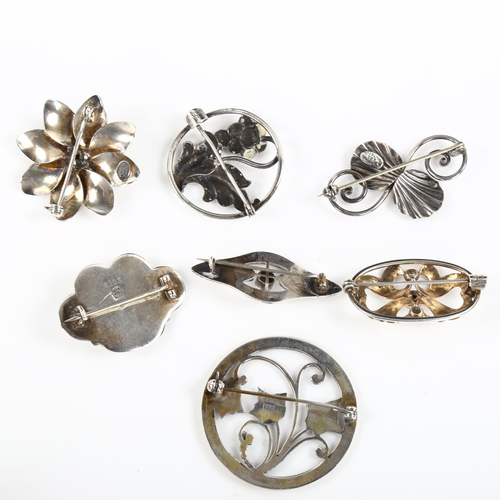 467 - 7 Danish silver floral brooches, makers include Hermann Siersbol and John Lauritzen, largest diamete... 