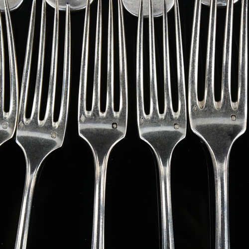 552 - A part-set of French silver cutlery, circa 1900, by Henri Soufflot, comprising 7 x dinner forks, 7 x... 