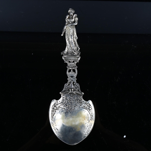 569 - A large German Hanau silver commemorative spoon, depicting Empress Josephine Bonaparte, the first wi... 