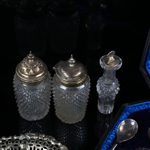 574 - Various silver, including 2-handled trophy, basket, pair of salt cellars etc, 7.7oz weighable