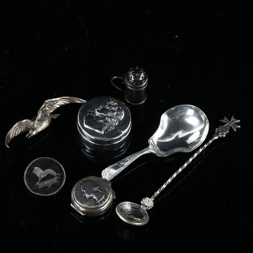 575 - Various silver, including shovel caddy spoon, unmarked seagull brooch, miniature pepperette etc