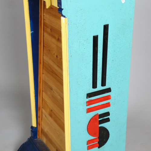 1006 - Genco (US) Hoops upright amusement arcade machine circa 1950s, operating on an old penny, painted wo... 