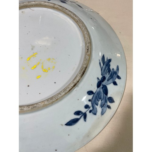 1142 - A Chinese blue and white porcelain charger, with hand painted palace fortifications, diameter 37cm