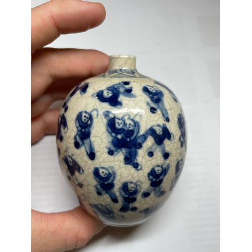 1106 - A Chinese blue and white porcelain Hundred Boys design gourd flask, with hand painted decoration, 6 ... 